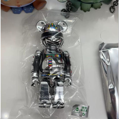 Bearbrick Series 45 SF Space Sheriff Gavan 100%