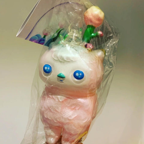 PUCKY Space Cat Figure Limited edition