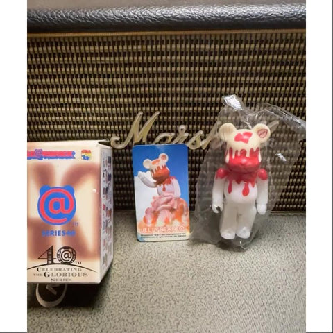 Bearbrick Series 40 JELLYBEAN Strawberry Shortcake 100%