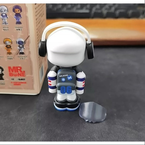 MR.BONE Mini Series 1 Astronaut
