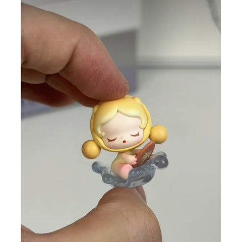 Skullpanda Pop Bean Island Vacation Blind Box Series: Sea Breeze Surfing (Secret, 1/30)