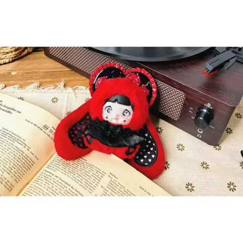 Nommi Mibao Fairy Tale Town Plush Dolls Blind Box Series: Red Queen (Secret, 1/96)