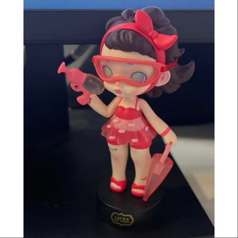 Laura Pool Fight Series Sweet sunny