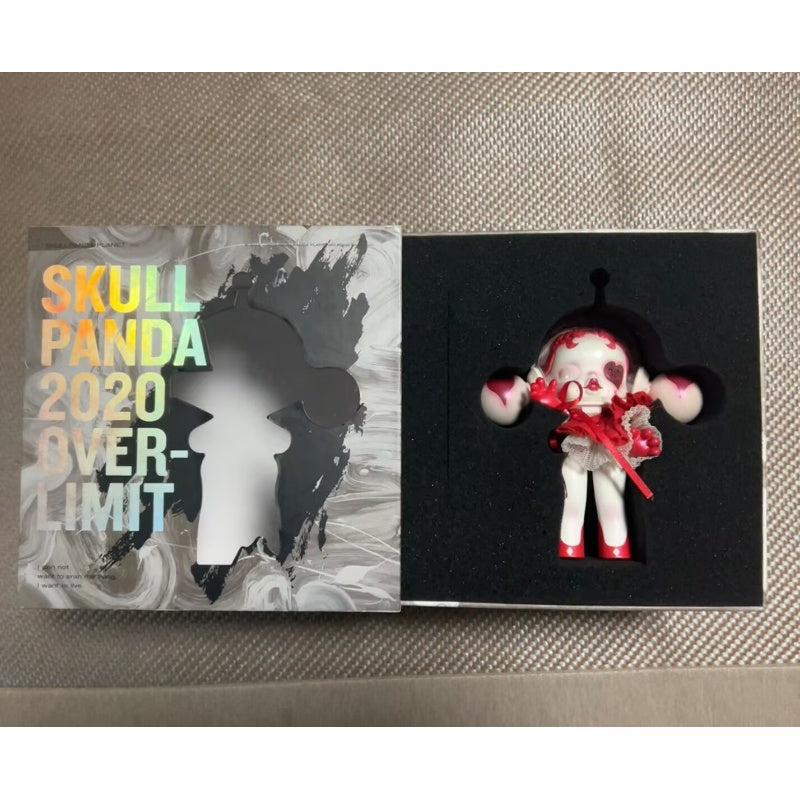 Skullpanda Queen Of Hearts Limited Figurine