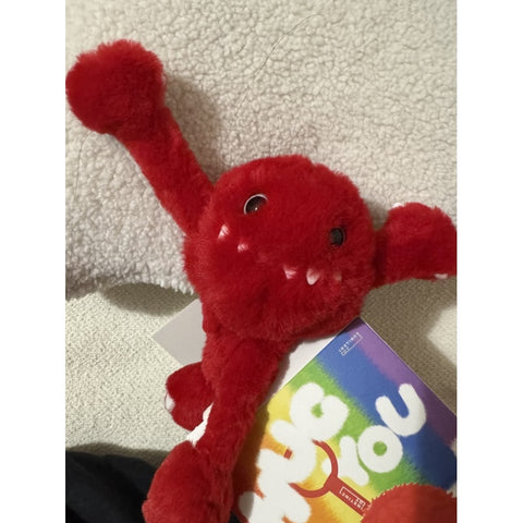 Instinctoy Hug You Plush Pendant Blind Box Series: Passion Red (Confirmed Style)