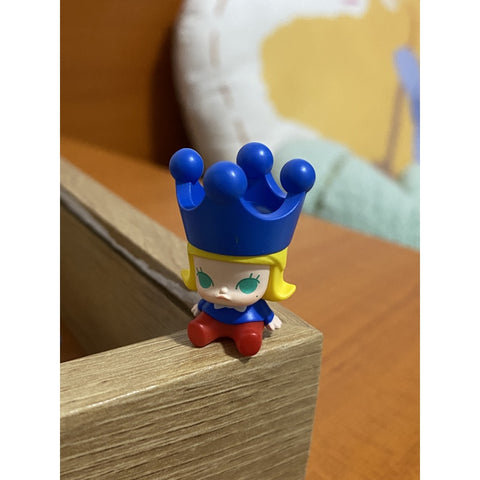 MOLLY Pop Bean Classic Sitting Series: MOLLY Blue Balloon (Confirmed Style) | TOYSEZ Data