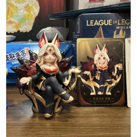 Ahri League of Legends Midlane Icons Blind Box Series: Immortalized Legend Ahri (Secret, 1/96)
