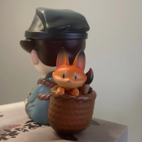 DIMOO The Fox & The Scholar Limited Figure