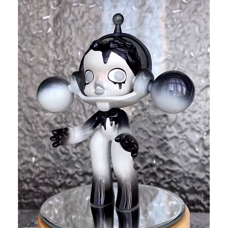 Skullpanda Dark Leave Limited Figurine