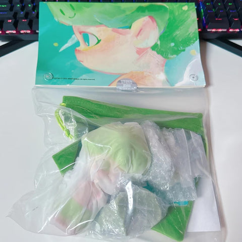 DIMOO Pray For Blooming Limited Figure(Singapore PTS 2024 Exclusive)