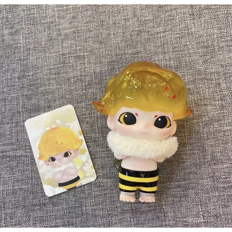 DIMOO Little Bee Limited Figure – TOYSEZ