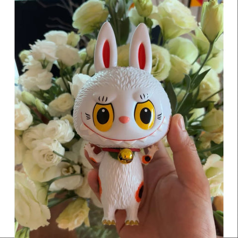 Labubu The Monsters Zimomo Maneki White 2019 LIMITED