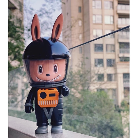 Labubu The Monsters Labubu Astronaut Black 2019 LIMITED