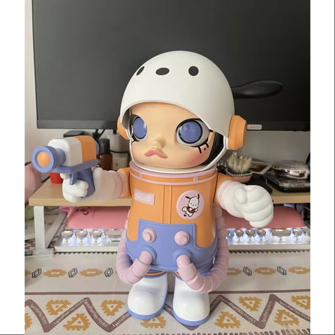 MEGA SPACE MOLLY 400% Sanrio Characters Series Pochacco 2024 LIMITED