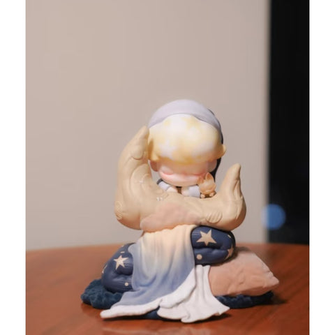 DIMOO Climbing - Shimmer on the Pillow Figurine Limited Edition