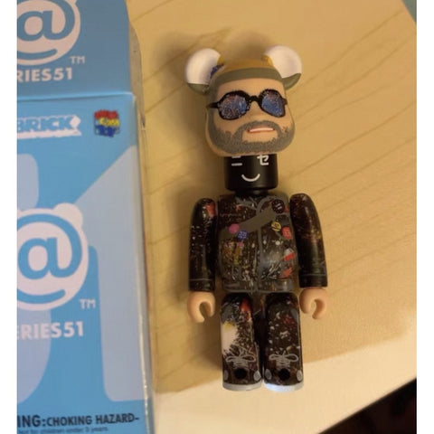 Bearbrick Series 51: Mr Brainwash Kubrick 100% (Super Hidden) (Secret Edition)