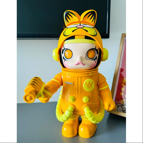 MEGA SPACE MOLLY 400% Garfield Model B 2024 LIMITED