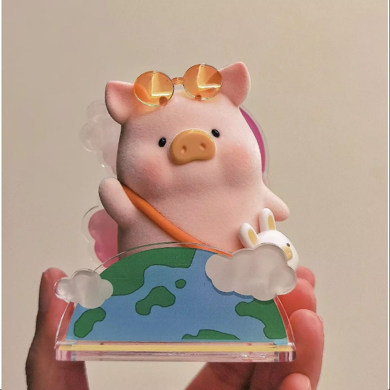 LuLu the Piggy Travel Series Check in