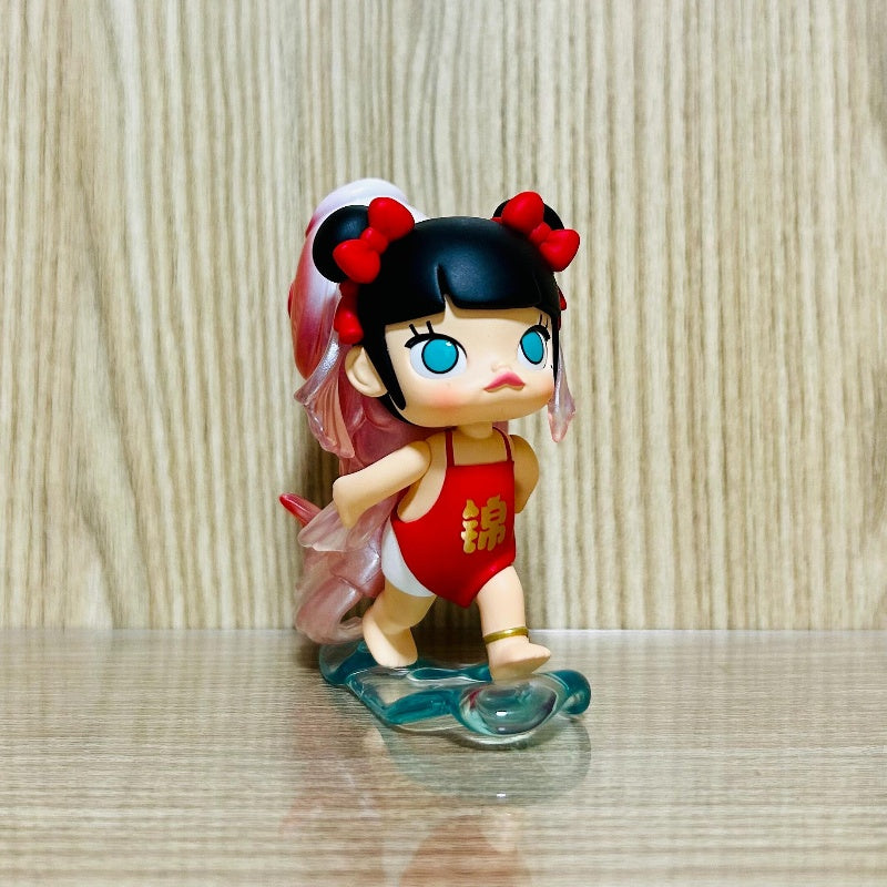 Molly shopping フィギュア　ショッピング　特別版　レア　限定 MOLLY Koi Hold You Tight Figurine 2024 Limited Edition – TOYSEZ