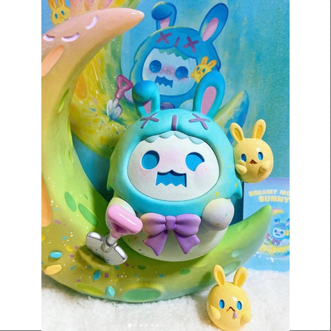 ShinWoo Dreamy Moon Bunny 300% Figurine 2023 Limited