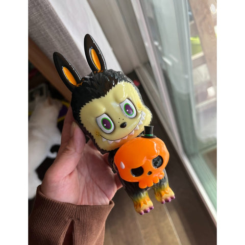 Labubu The Monsters Labubu Happy Halloween Figurine 2025 Limited Edition