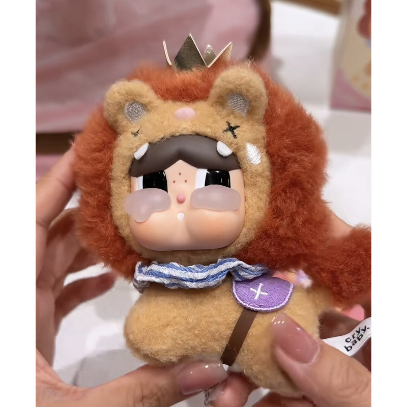 Crybaby Crying Round n Round Vinyl Plush Pendant Blind Box Series: The Lion (Confirmed Style)