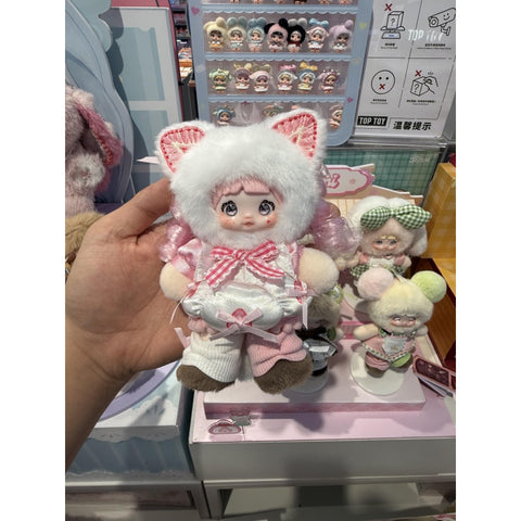 Nommi Izakaya Bites Plush Pendant Blind Box Series: Strawberry Daifuku (Confirmed Style)