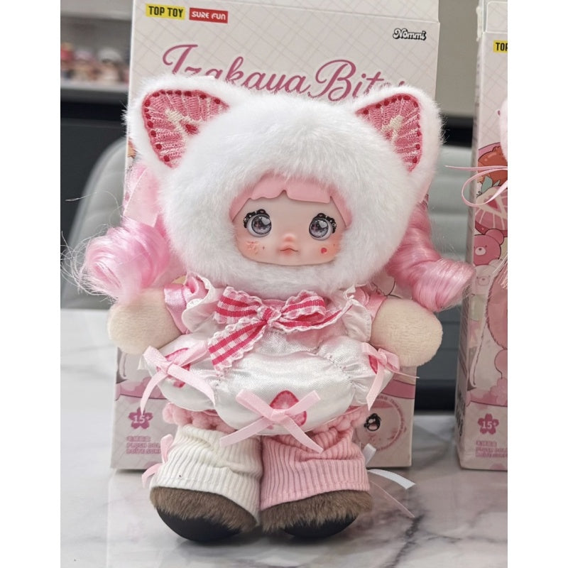 Nommi Izakaya Bites Plush Pendant Blind Box Series: Strawberry Daifuku (Confirmed Style)