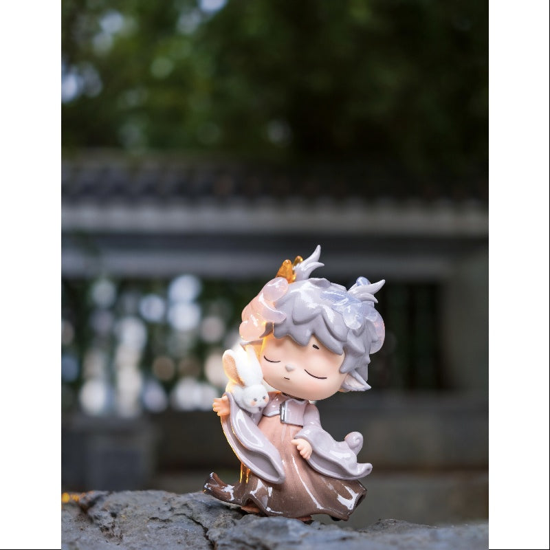 MIMI The Poetry of Time in Four Seasons Series Longing for the Moon