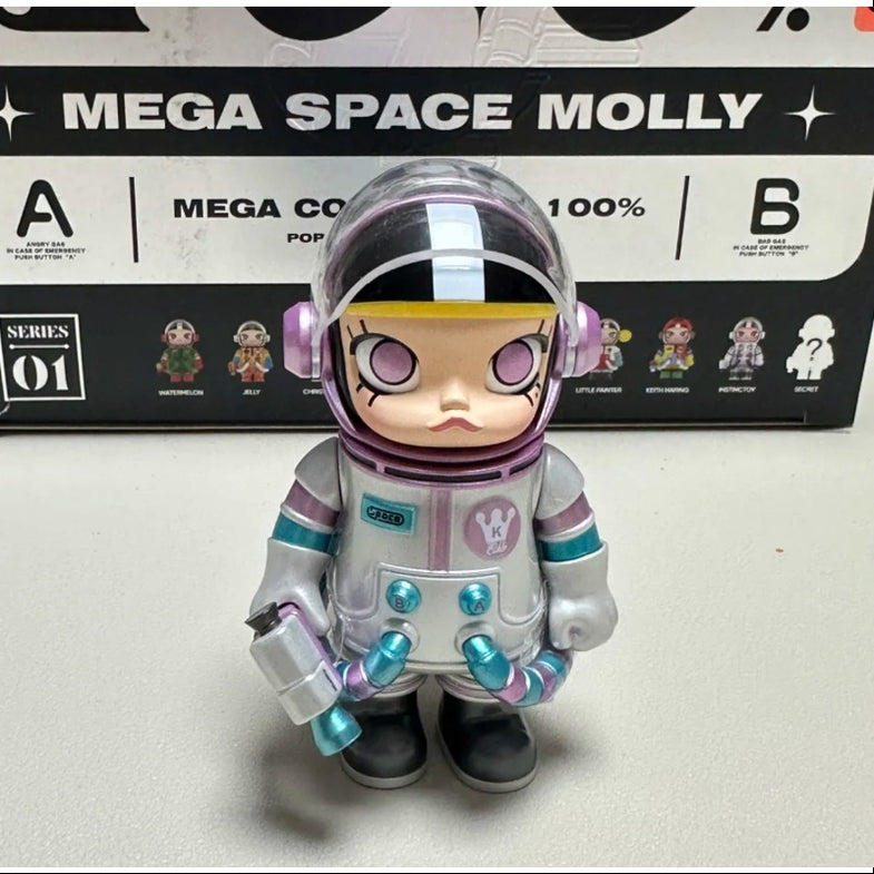 SPACE MOLLY MEGA 100% Series 1 – TOYSEZ