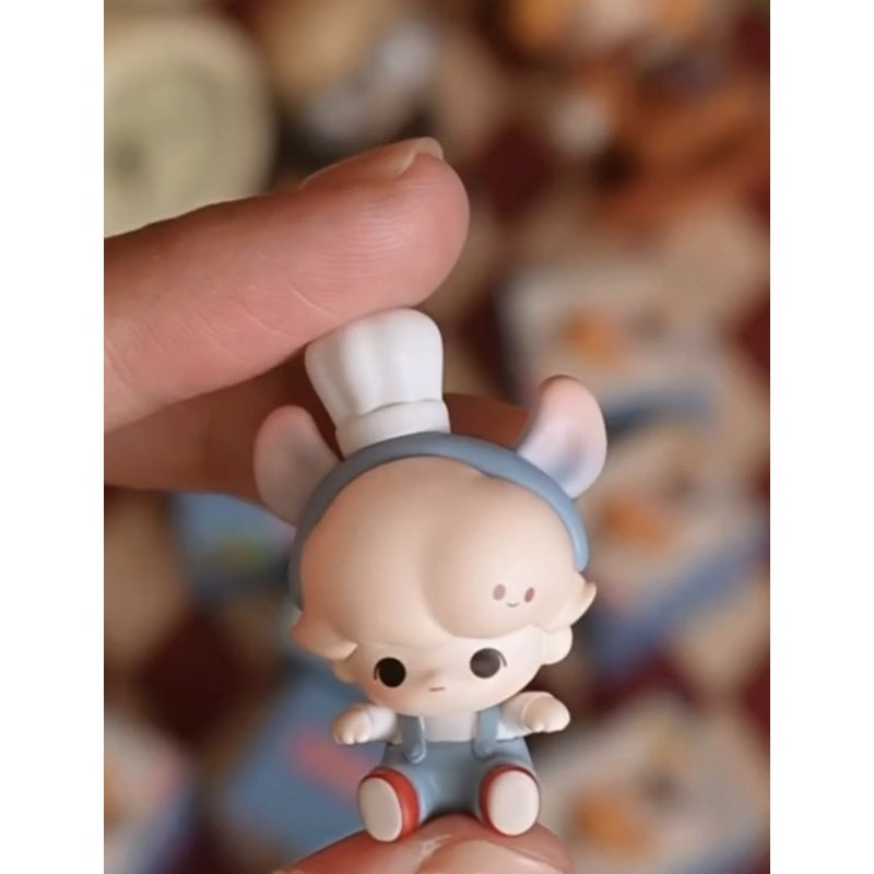 DIMOO WORLD × PIXAR Pop Bean Blind Box Series: Dimoo As Remy (Confirmed Style)