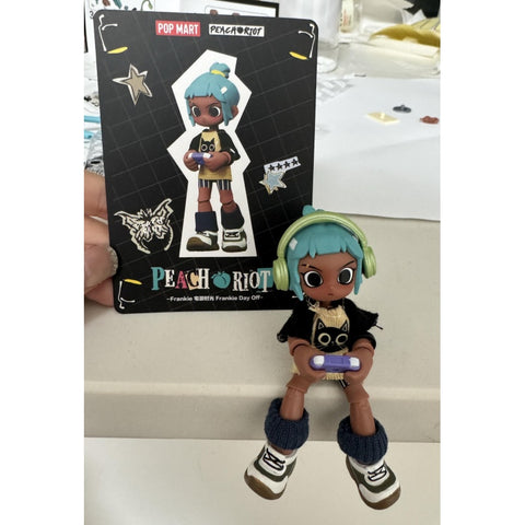 Peach Riot Carry The Music Block Pendant Blind Box Series: Frankie-Day Off (Confirmed Style)