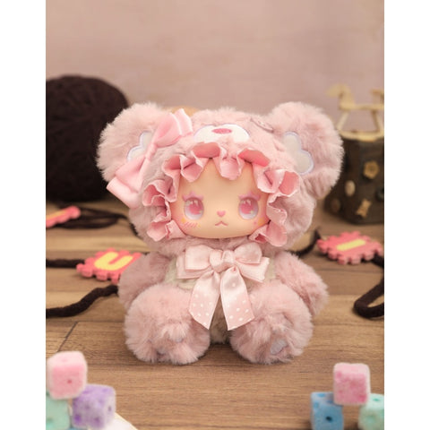 Emma Bear Alliance Vinyl Plush Blind Box Series: Peach Sweetheart (Confirmed Style)