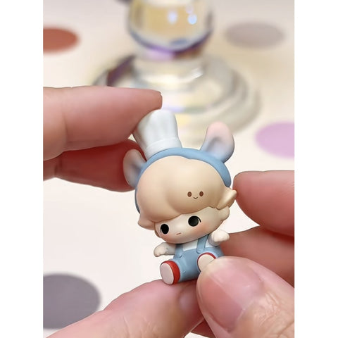 DIMOO WORLD × PIXAR Pop Bean Blind Box Series: Dimoo As Remy (Confirmed Style)