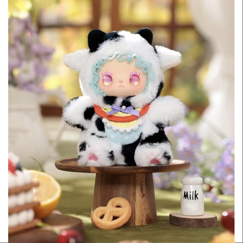 Emma Pocket Zoo Vinyl Plush Series TonTon Cow