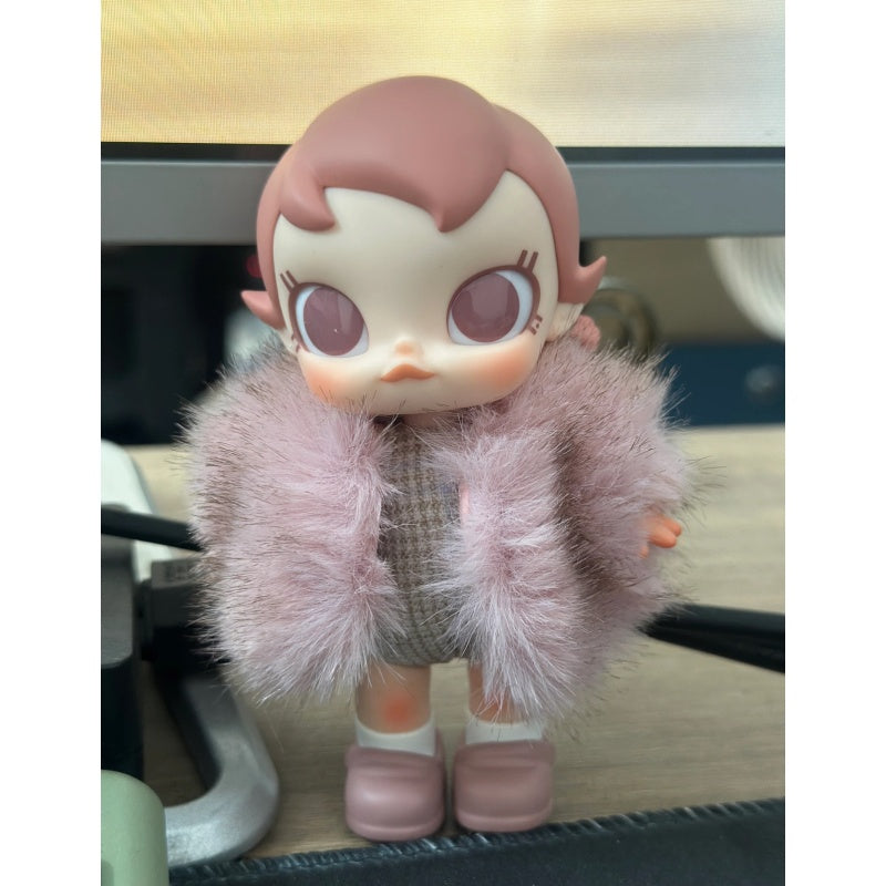 MOLLY Winter Fit Check Vinyl Plush Pendant Series Cute Rosy Cheek