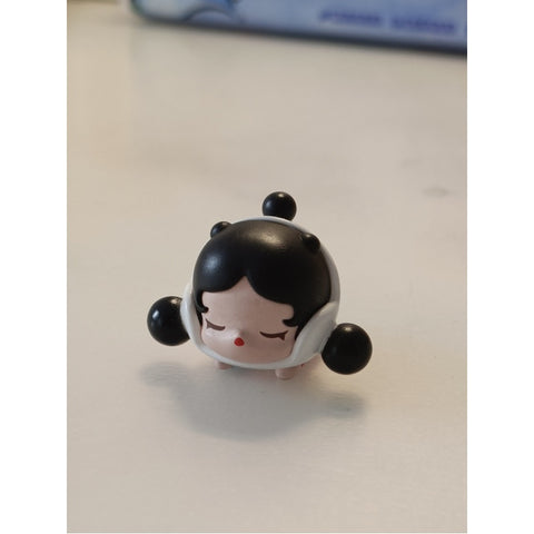 Skullpanda Pop Bean Classic Lying Down Series: Skullpanda Black (Confirmed Style)