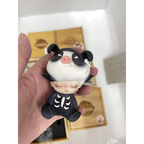 DIMOO Black Piggy Limited Figure
