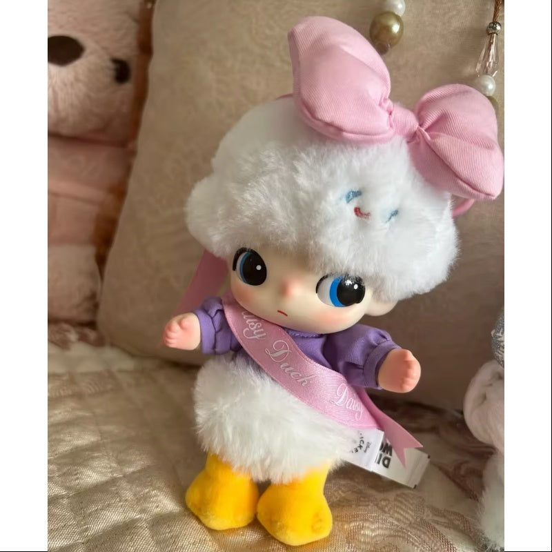 Dimoo Daisy DIMOO x Disney Series Vinyl Plush Keychain Daisy's Gift – TOYSEZ