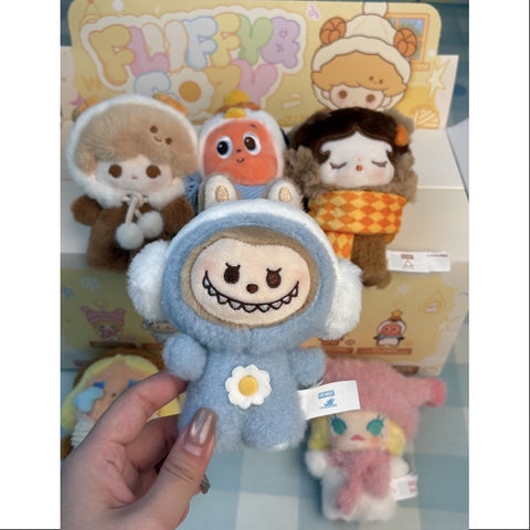 Labubu Pop Mart Série Pendentifs en Peluche Douce et Confortable Labubu 
