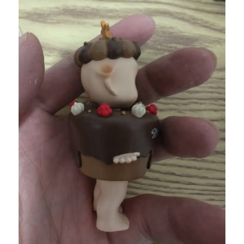 Sonny Angel Christmas Series 2014: Chocolate Cake (Confirmed Style)