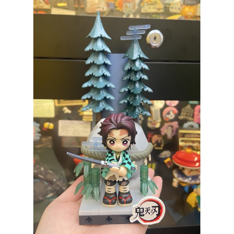 Tanjiro Kamado Demon Slayer Unwavering Resolve Arc Block Blind Box Series: Cleaving Stone (Confirmed Style)