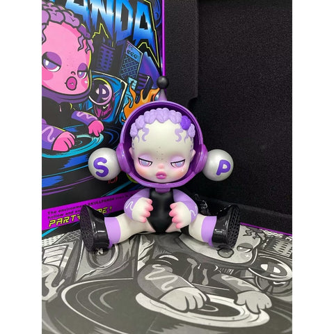 Skullpanda OOTD Glaring Limited Figurine