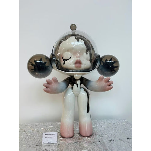 MEGA α SKULLPANDA Between Light and Dark 1000% Limited Figurine