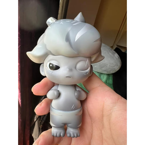 DIMOO Silver Tiger Limited Figure