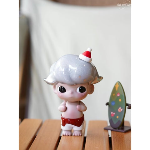 DIMOO X'mas In Southern Hemisphere Ver. Limited Figure