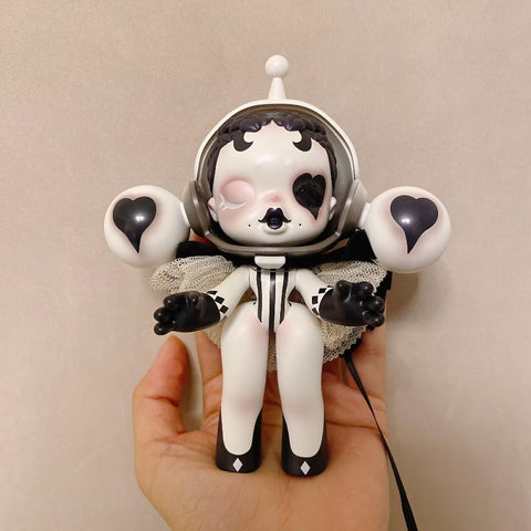 Skullpanda Queen Of Spades Limited Figurine