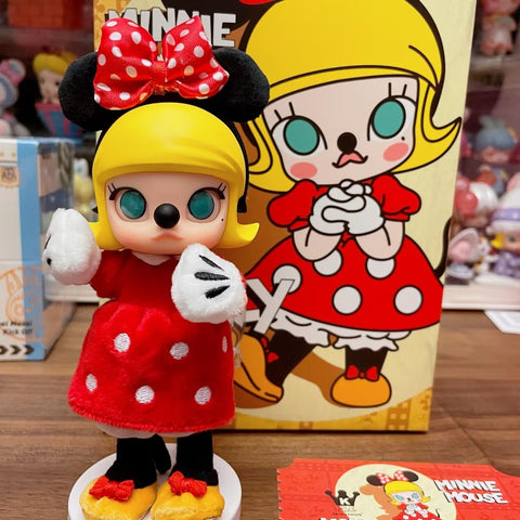 Molly x Minnie Action Figure