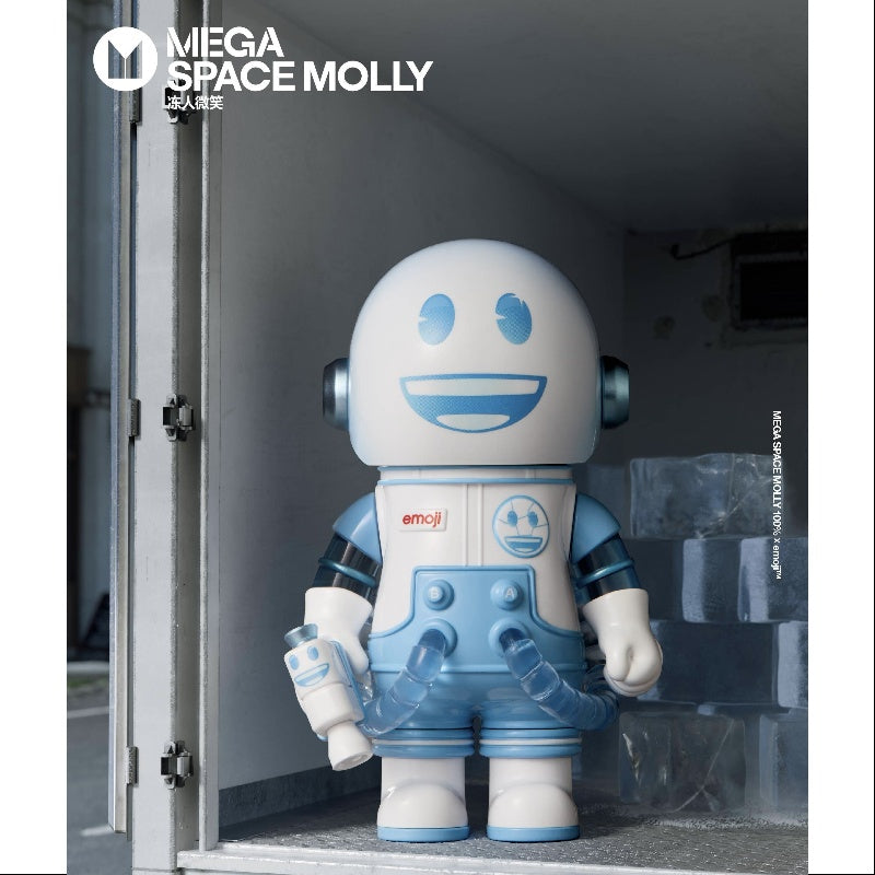 MEGA SPACE MOLLY 100% X emoji Series FROZEN SMILE