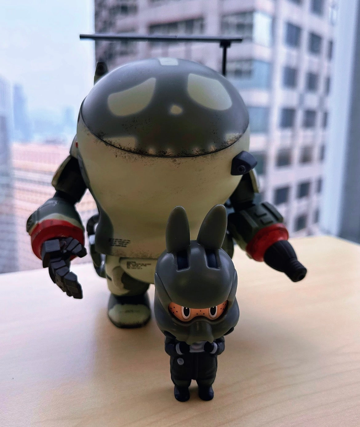 Labubu The Monsters Fireball With Mini Labubu Pilot Ver.5.0 2025